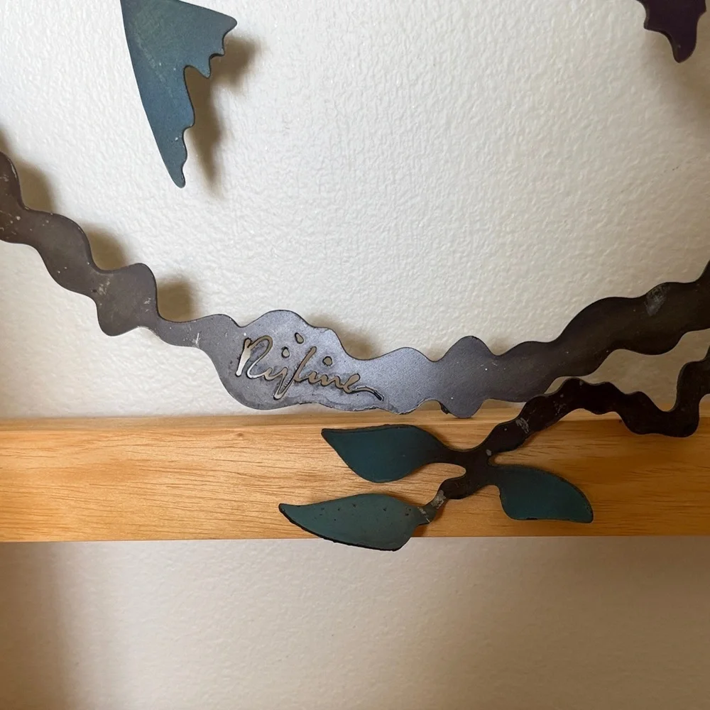 Artistic Hummingbird Metal Wall Decor - Multicolor